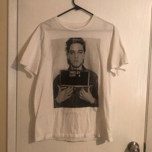 Old Navy Elvis Presley T-shirt